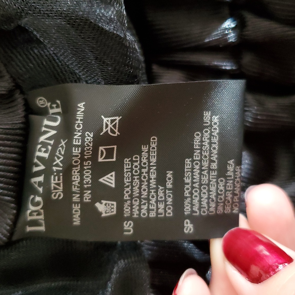 Leg Avenue's Elegant Black Layered  Tulle Petticoat Skirt - Picture 12 of 15